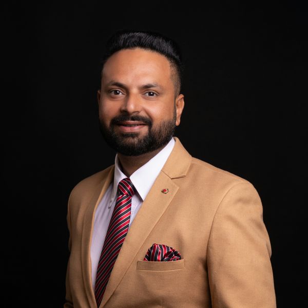 Pushpinder Brar, Associate